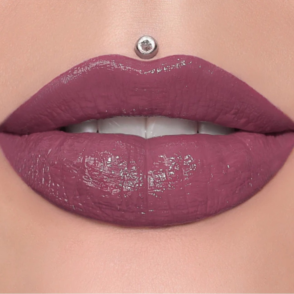 Jeffree Star Supreme Gloss Improper
